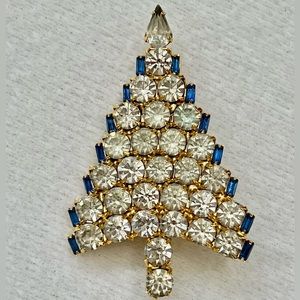 Vintage signed Attruia clear Swarovski Christmas tree brooch